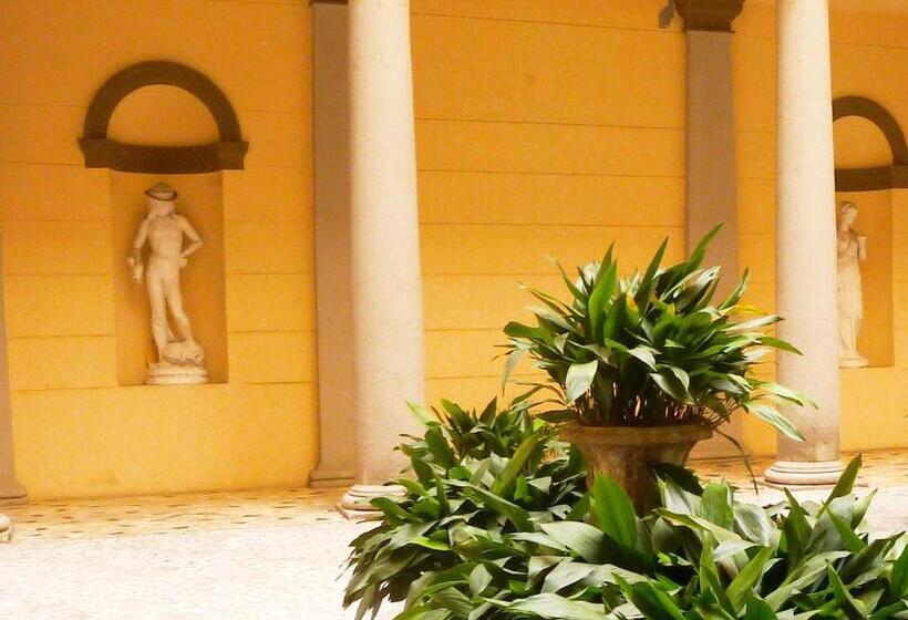 هتل Affittacamere Joss