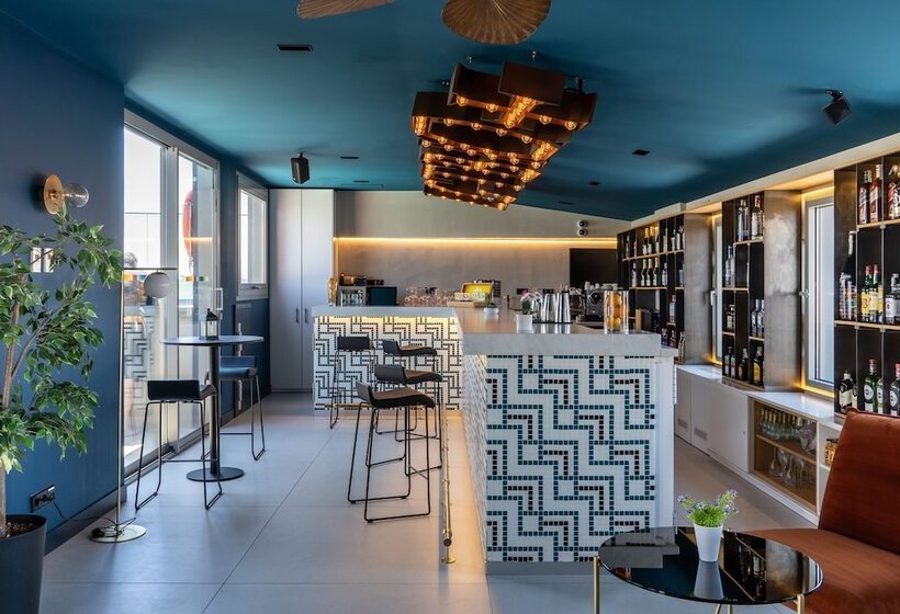 Axel Hotel Madrid  Adults Only