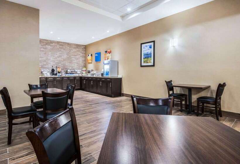 فندق Comfort Inn & Suites Merritt