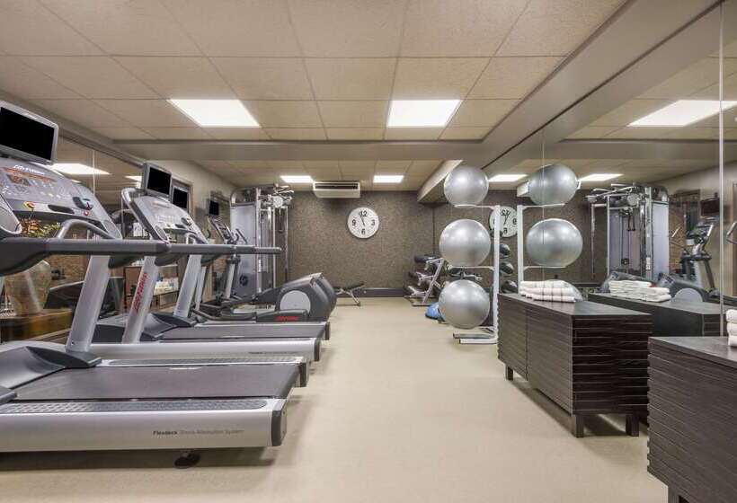 Curtiss Hotel, Ascend Hotel Collection