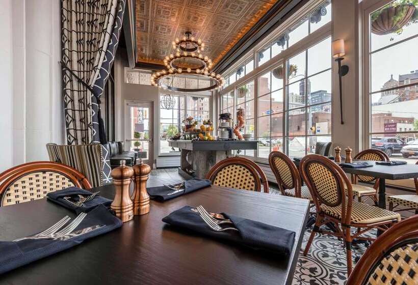 Curtiss Hotel, Ascend Hotel Collection