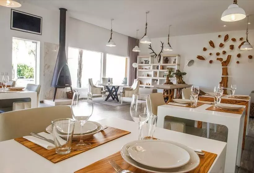 Hotelli Herdade Da Rocha Boutique Lodge