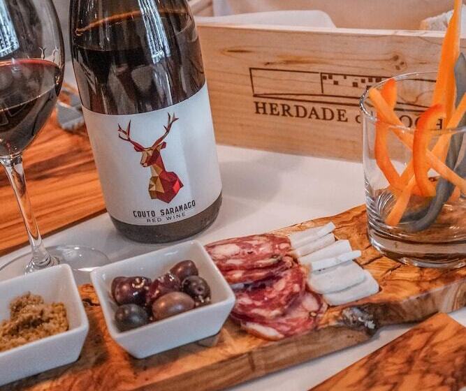 هتل Herdade Da Rocha Boutique Lodge