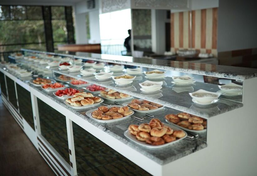 בית מלון כפרי Parakkat Nature Resort