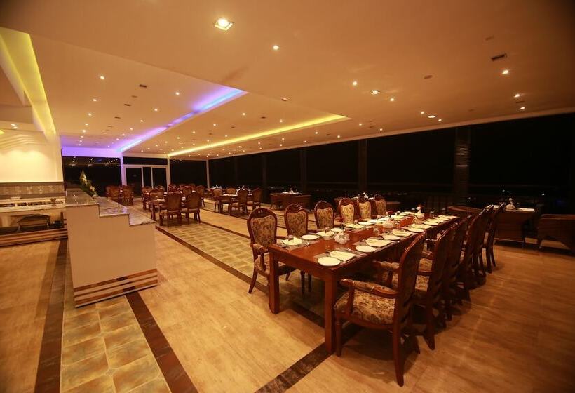 בית מלון כפרי Parakkat Nature Resort