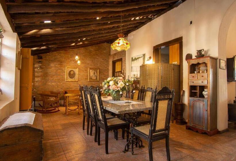 호텔 Pousada Dos Candeeiros