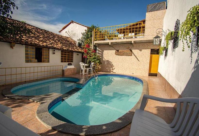 호텔 Pousada Dos Candeeiros