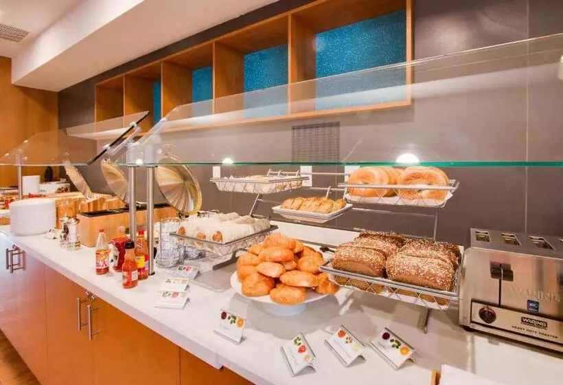 Hotelli Springhill Suites By Marriott Orlando Lake Buena Vista South