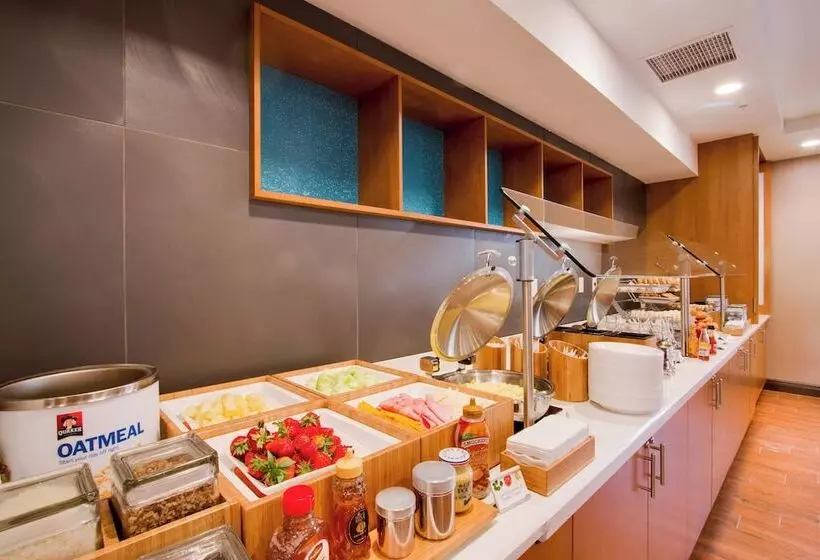 Hotelli Springhill Suites By Marriott Orlando Lake Buena Vista South
