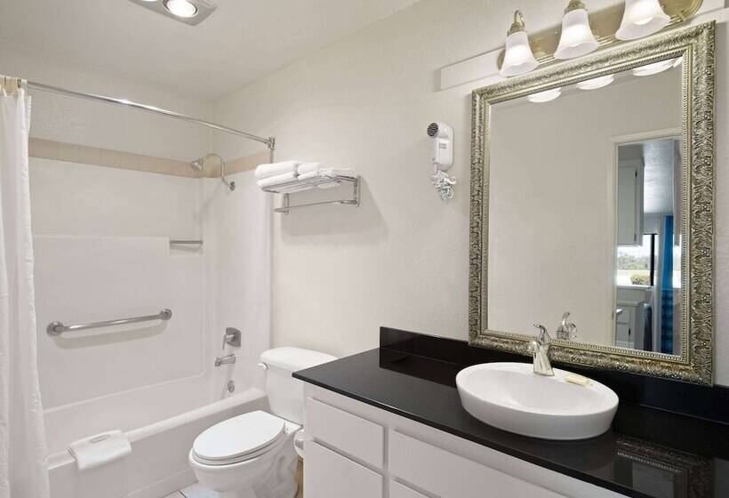 モーテル Super 8 By Wyndham Dunnigan