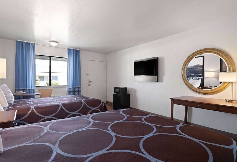 モーテル Super 8 By Wyndham Dunnigan