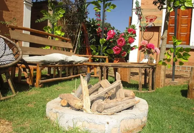 پانسیون Meva Guesthouse
