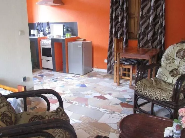 پانسیون Meva Guesthouse