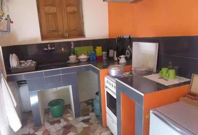 پانسیون Meva Guesthouse