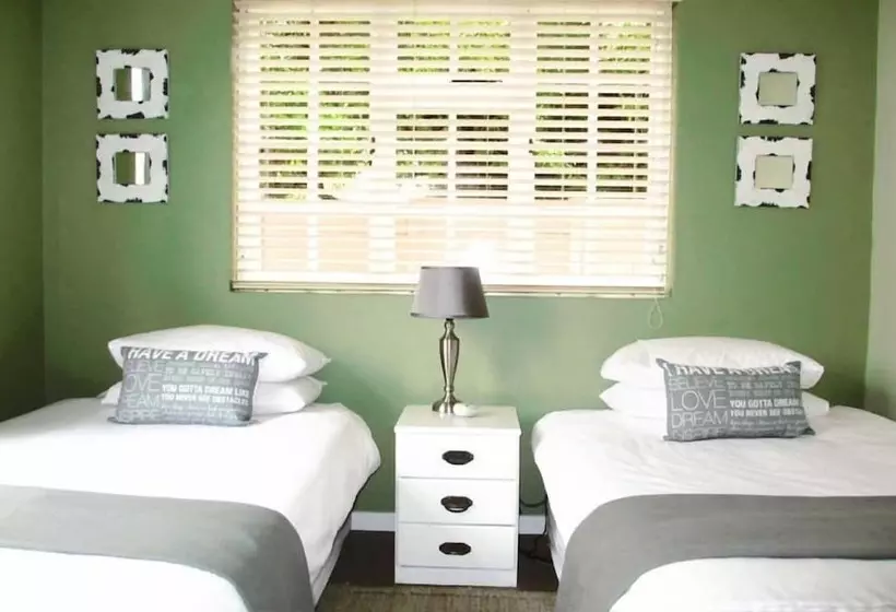 16 On Main Arniston Pet Friendly