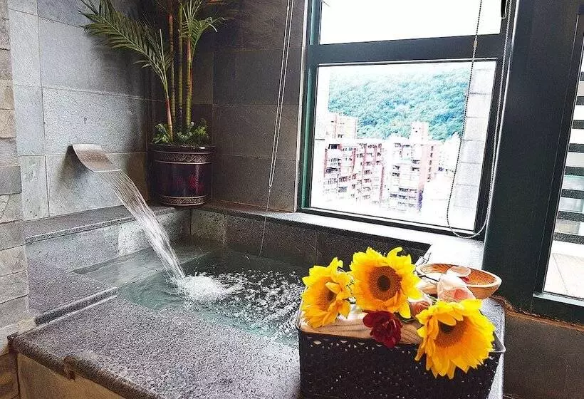 تختخواب و صبحانه No. 21 Jiaoxi Hot Spring Homestay