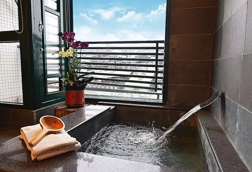 تختخواب و صبحانه No. 21 Jiaoxi Hot Spring Homestay