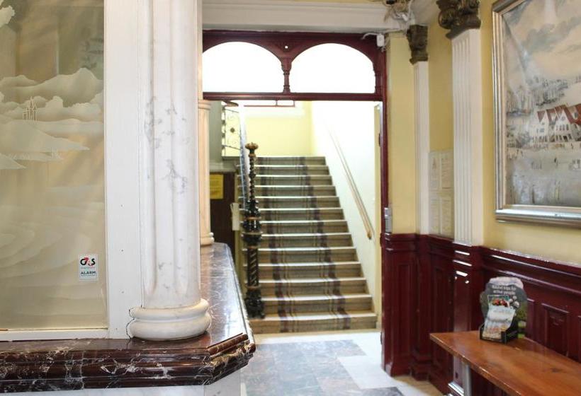 City Apartment Hotel