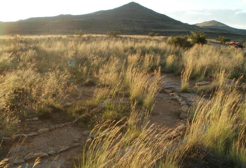 Ganora Guest Farm, Camping And Excursions