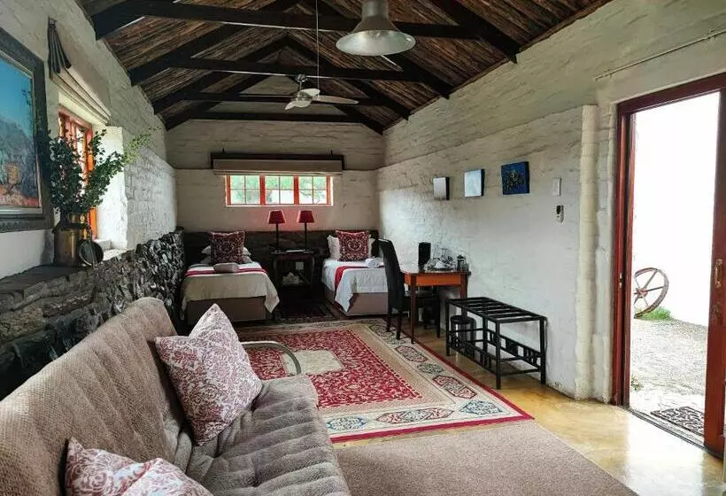 Ganora Guest Farm, Camping And Excursions