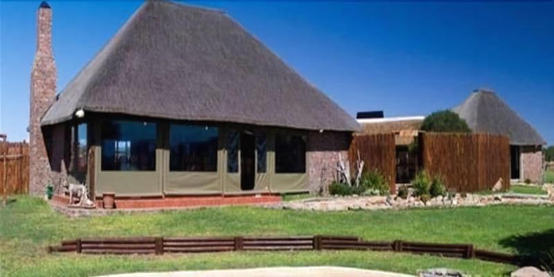 Hotel Charihandra Game Lodge