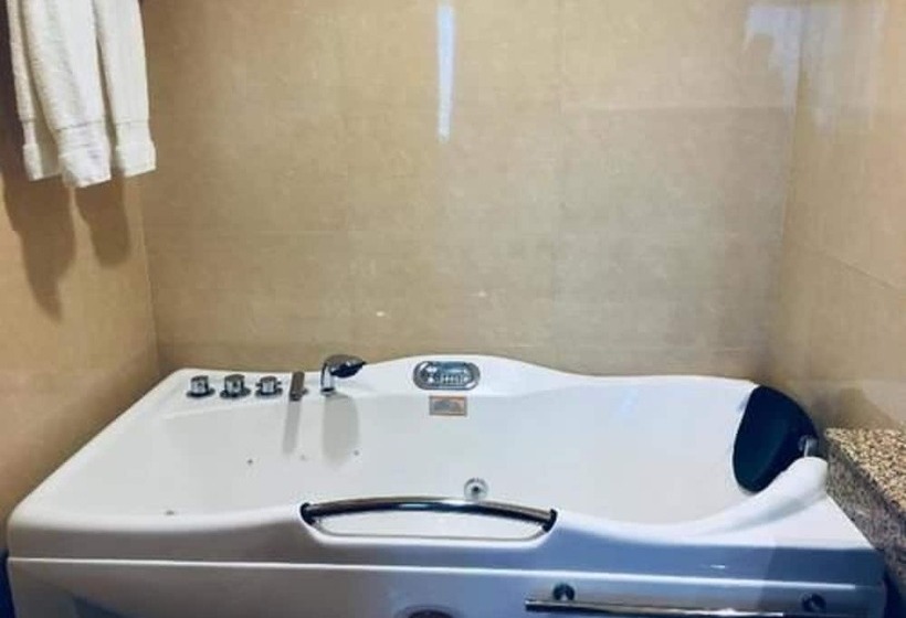 هتل Hôtel New Day