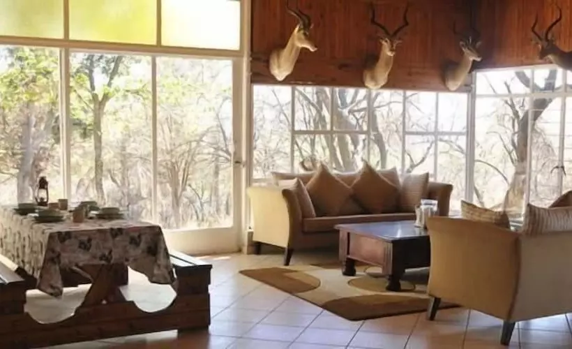 Hotelli Kumbagana Game Lodge