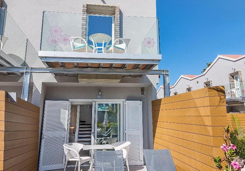 בית מלון כפרי Livvo Los Calderones - Adults Recommended