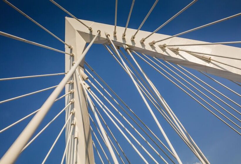 فندق One Guadalajara Expo