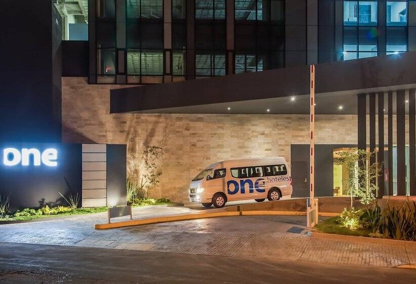 فندق One Guadalajara Expo