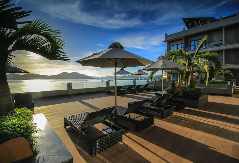 Hôtel Two Seasons Coron Bayside