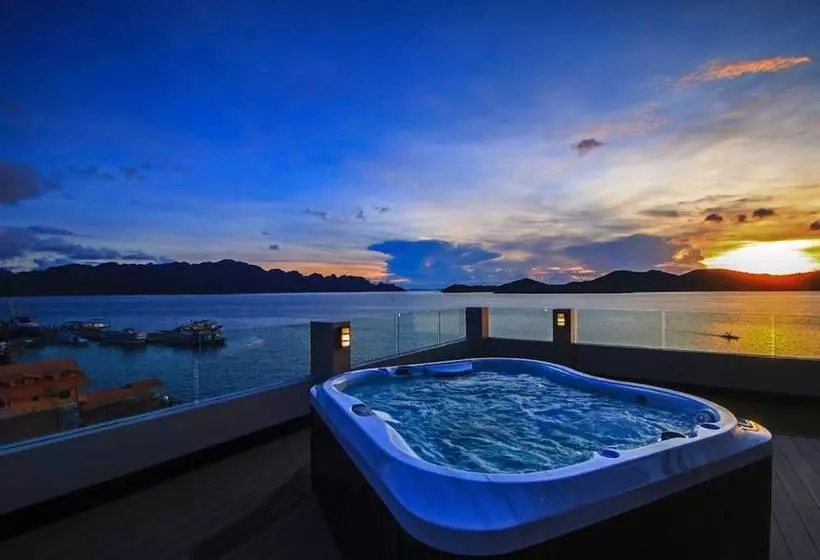 Hôtel Two Seasons Coron Bayside