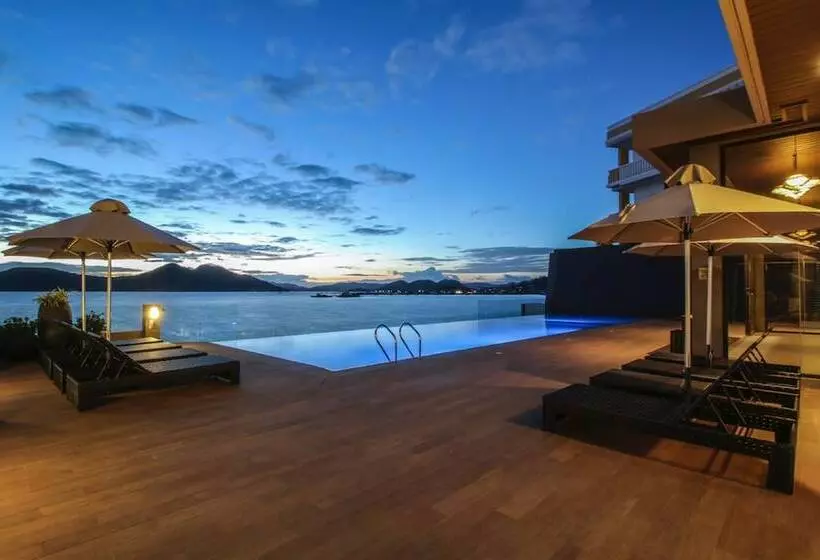 Hôtel Two Seasons Coron Bayside