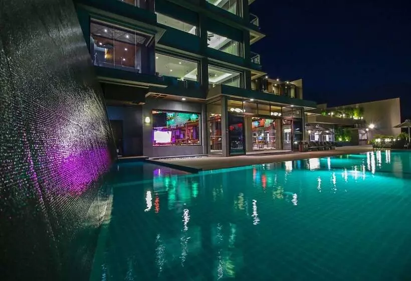 Hôtel Two Seasons Coron Bayside