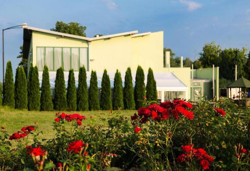 בית מלון כפרי Zoo