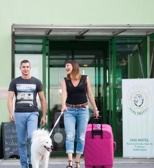 בית מלון כפרי Zoo