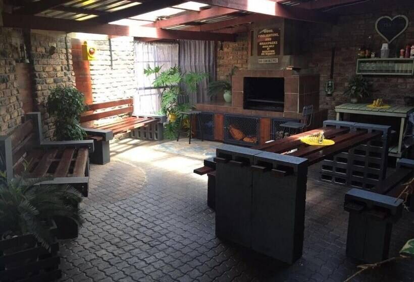 Пансион West Street Inn  Ermelo