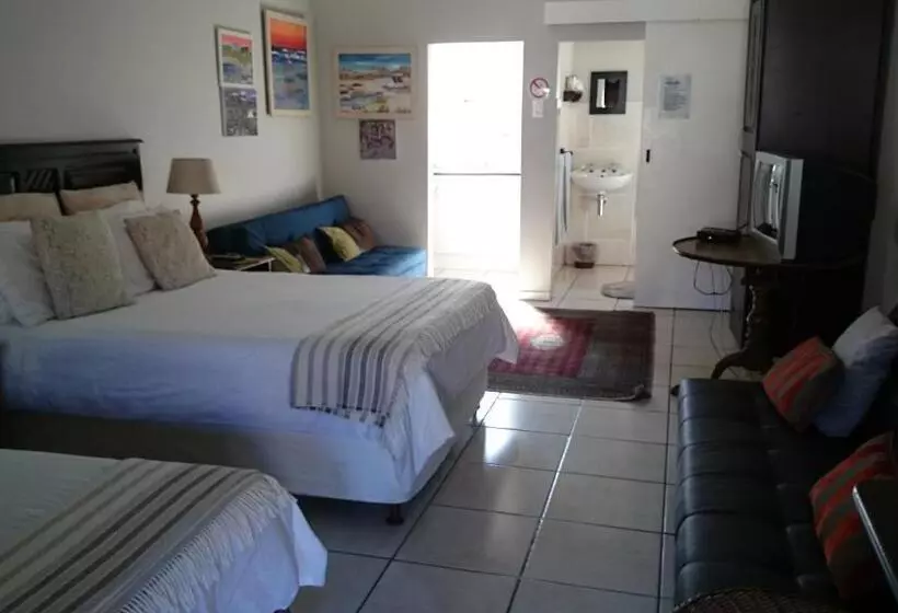 Riversway Guest House