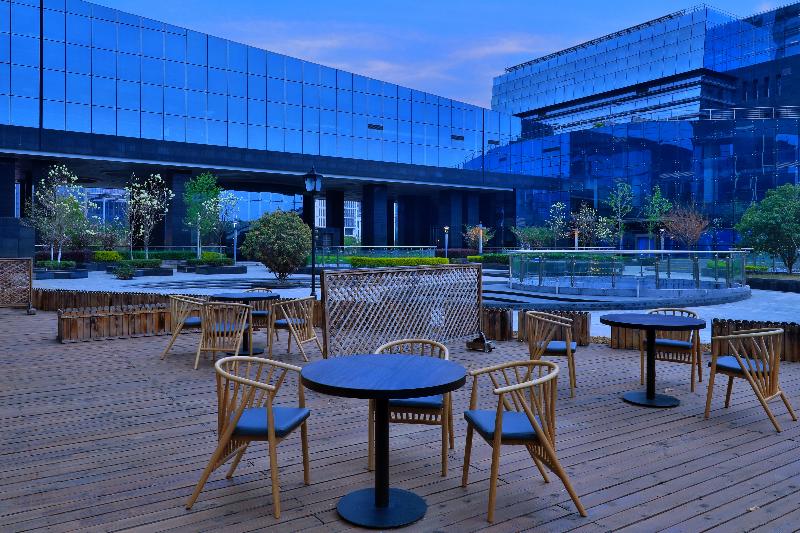 Crystal Orange Hotel Zhenjiang Logistics Building