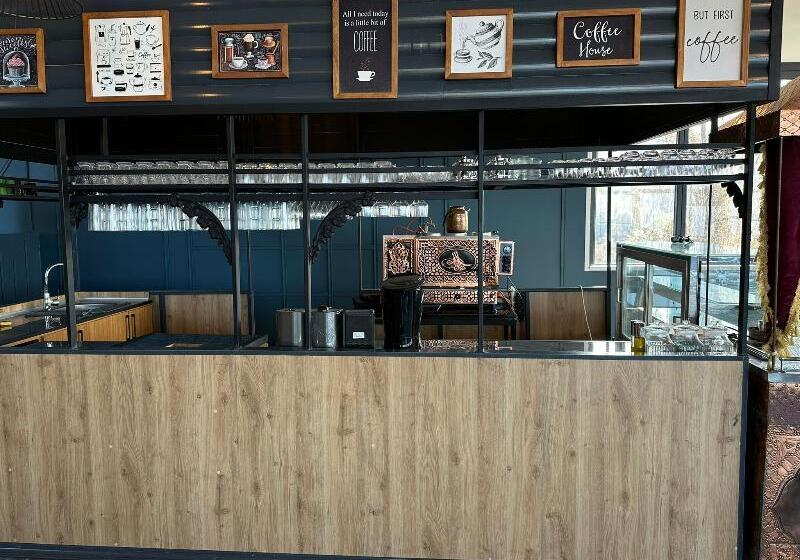 Bungaport Luxury Bungalows&Suits