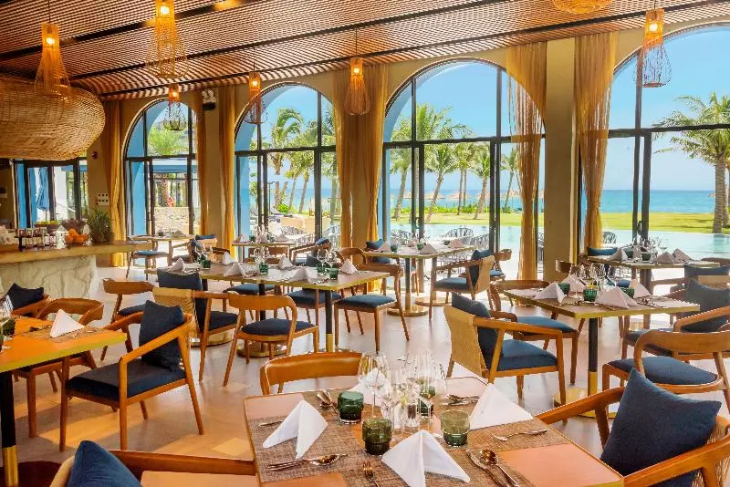 هتل Hoi An Royal Beachfront Villas