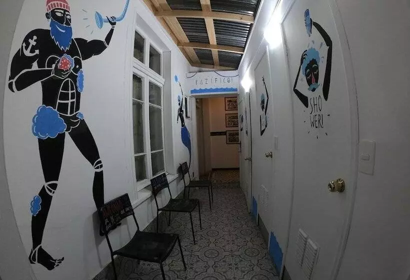 Escarabajo Hostel