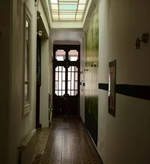 Escarabajo Hostel