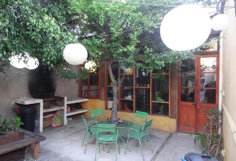 Escarabajo Hostel   Adults Only