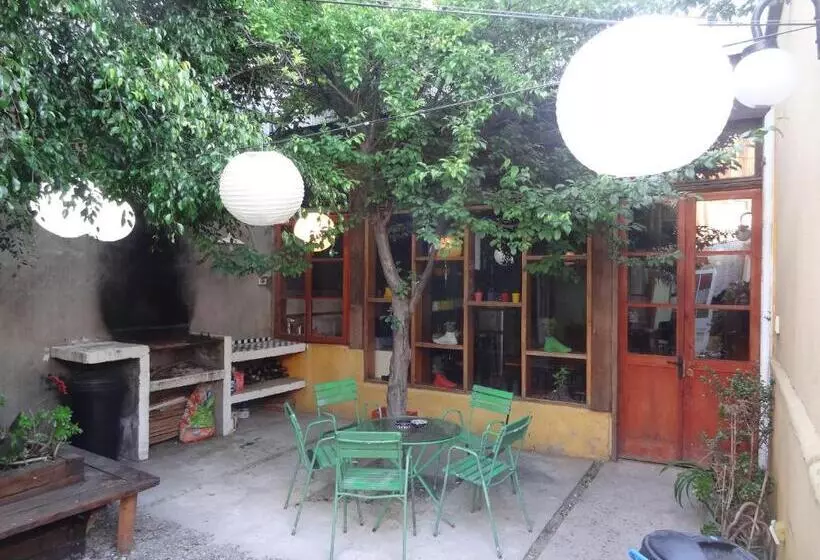 Escarabajo Hostel