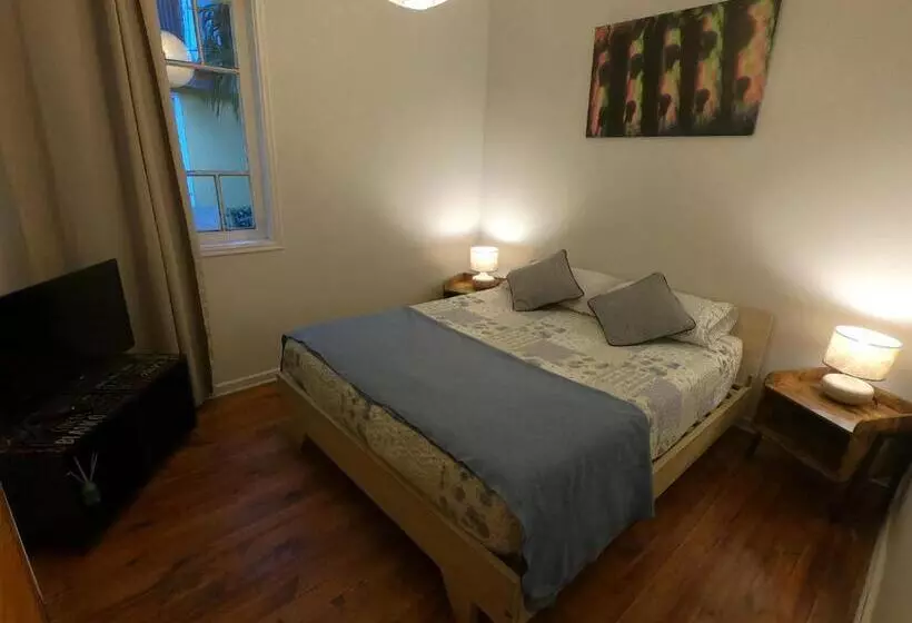 Escarabajo Hostel