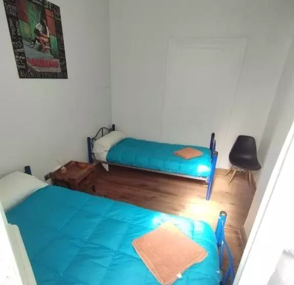 Escarabajo Hostel