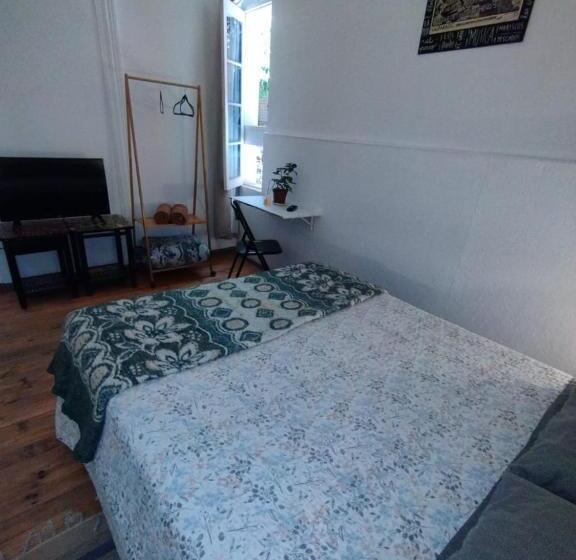 Escarabajo Hostel   Adults Only