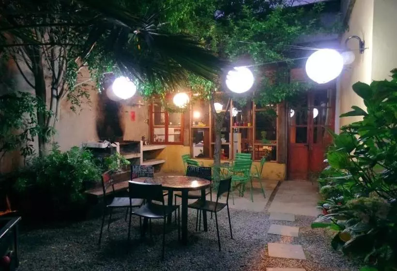 Escarabajo Hostel