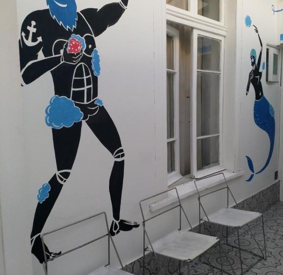 Escarabajo Hostel   Adults Only